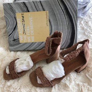 NWT Jeffrey Campbell sandals